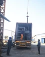 Giao hàng băng tải di động đến địa điểm làm việc của khách hàng